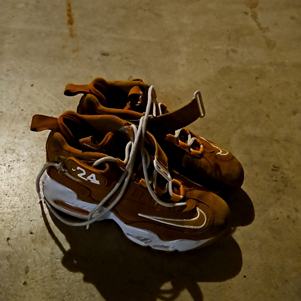 Kids shoes